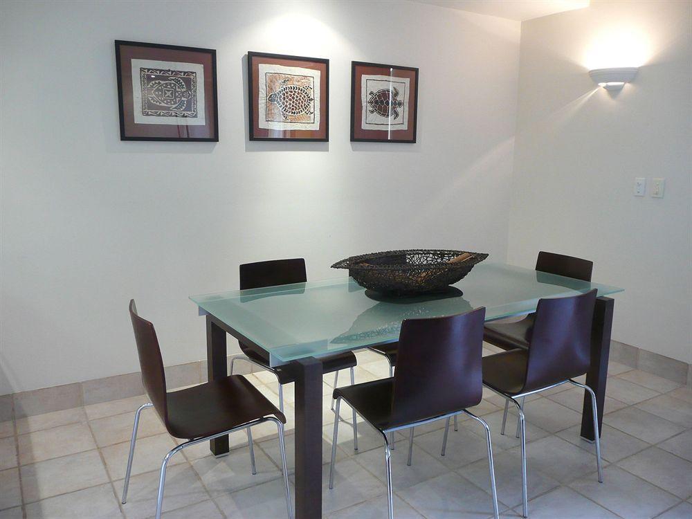 Bermuda Villas Sunshine Coast Extérieur photo
