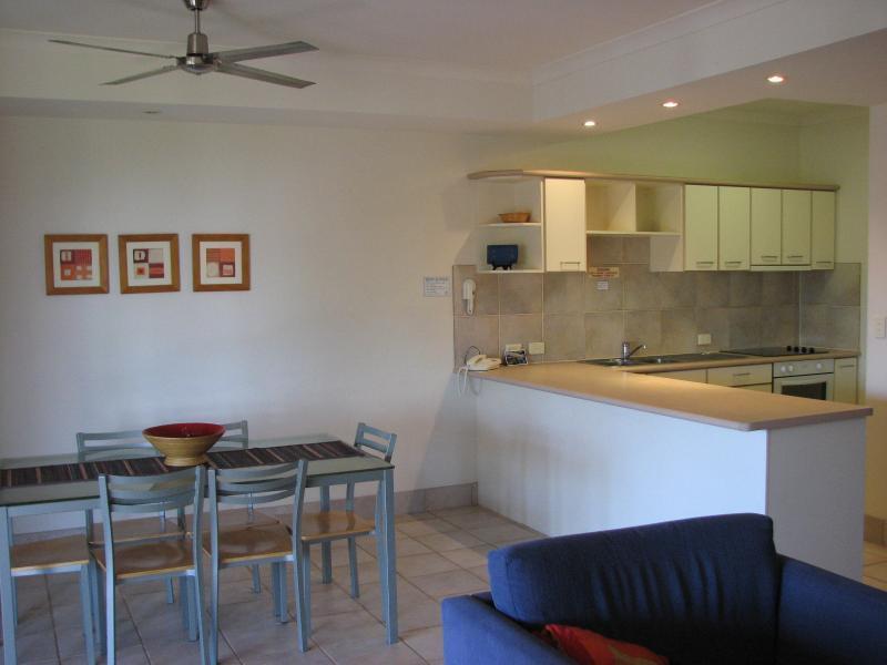 Bermuda Villas Sunshine Coast Extérieur photo
