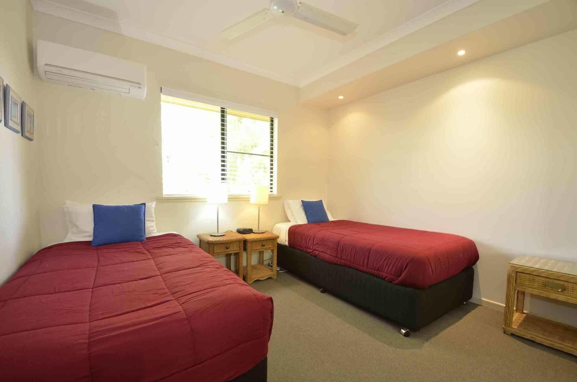 Bermuda Villas Sunshine Coast Extérieur photo