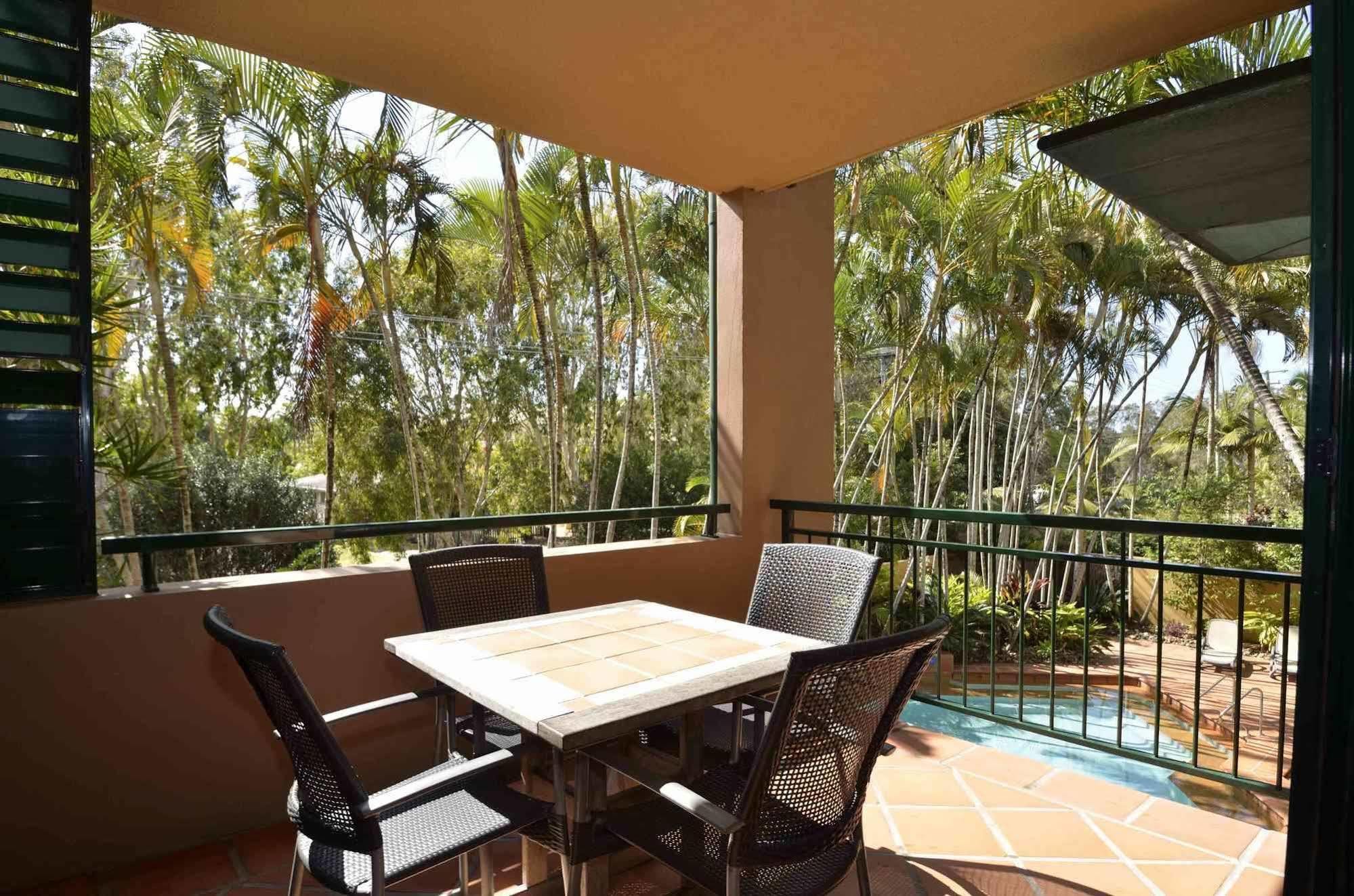 Bermuda Villas Sunshine Coast Extérieur photo